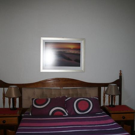 Glen Lilly Self Catering Apartment Parow Bagian luar foto