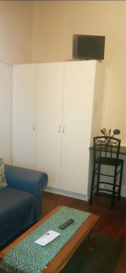 Glen Lilly Self Catering Apartment Parow Bagian luar foto