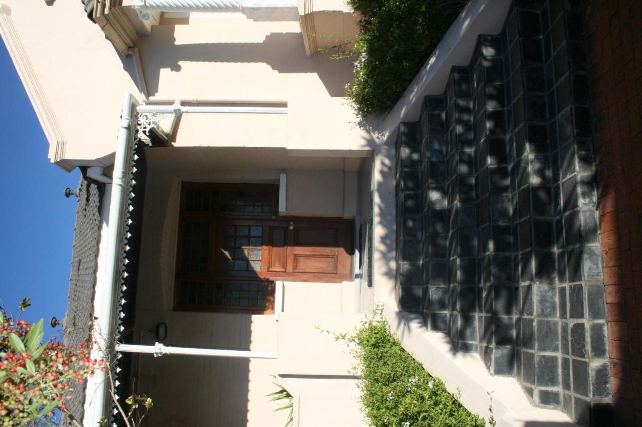 Glen Lilly Self Catering Apartment Parow Bagian luar foto